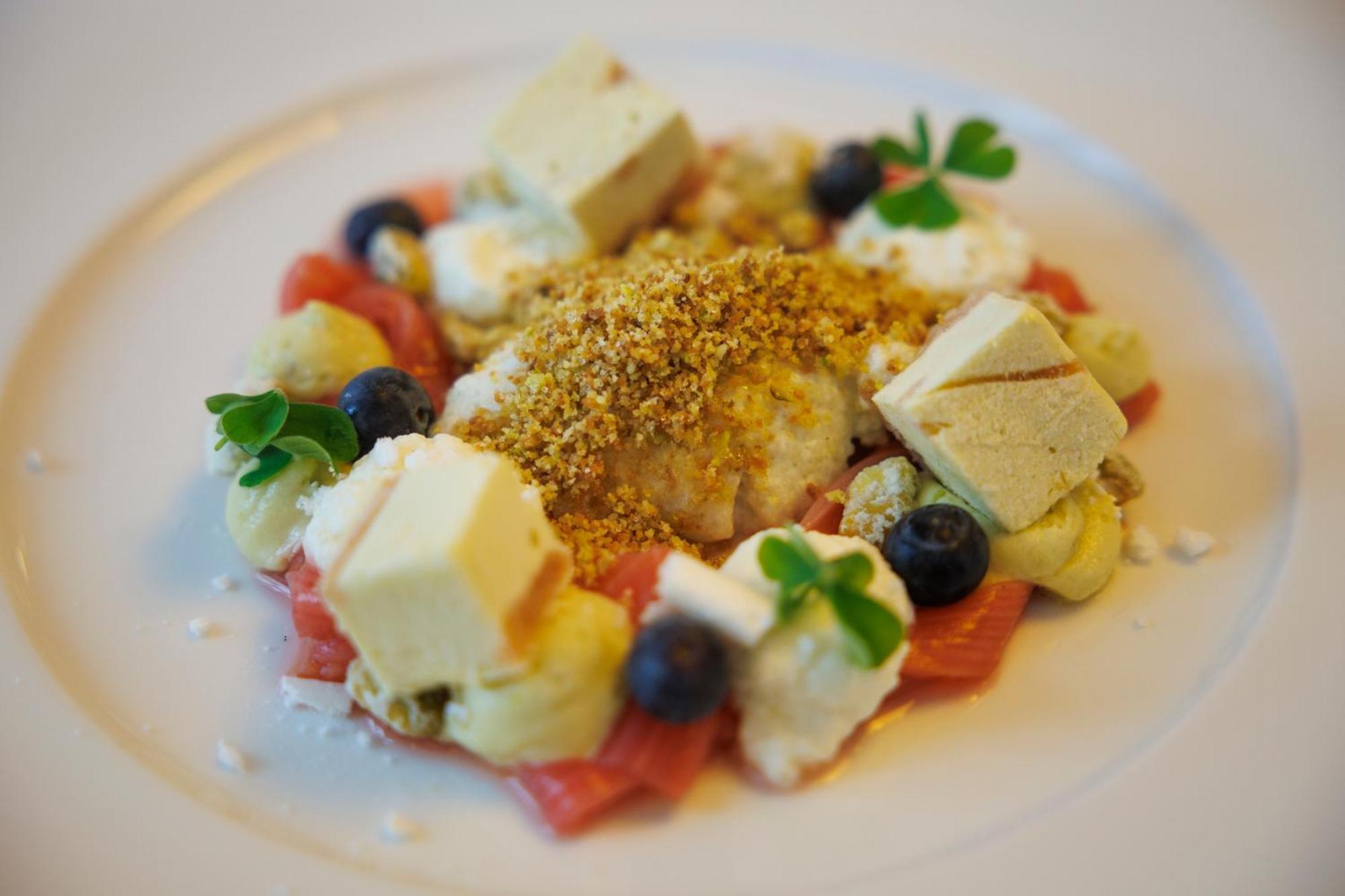 Отель Restaurant & Einhorn 4*