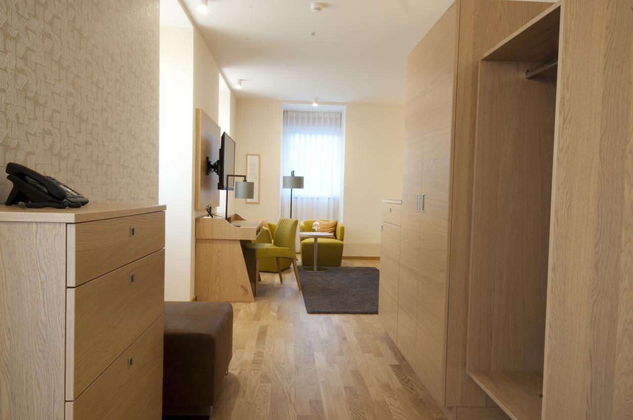 Restaurant & Einhorn Hotel 4*